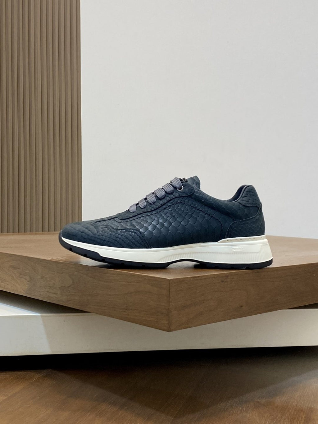 Zilli Stitched Low-Top Sneakers — side